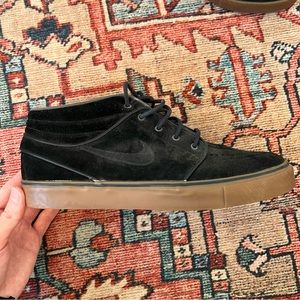 Nike SB - Stefan Janoski (2012) black mid tops men’s 10.5